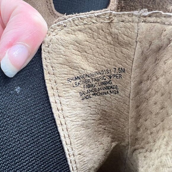 Steve Madden Rhiannon Brown Suede Almond Toe Ankle Chelsea Boots Size 7.5M NWOB - Picture 13 of 13